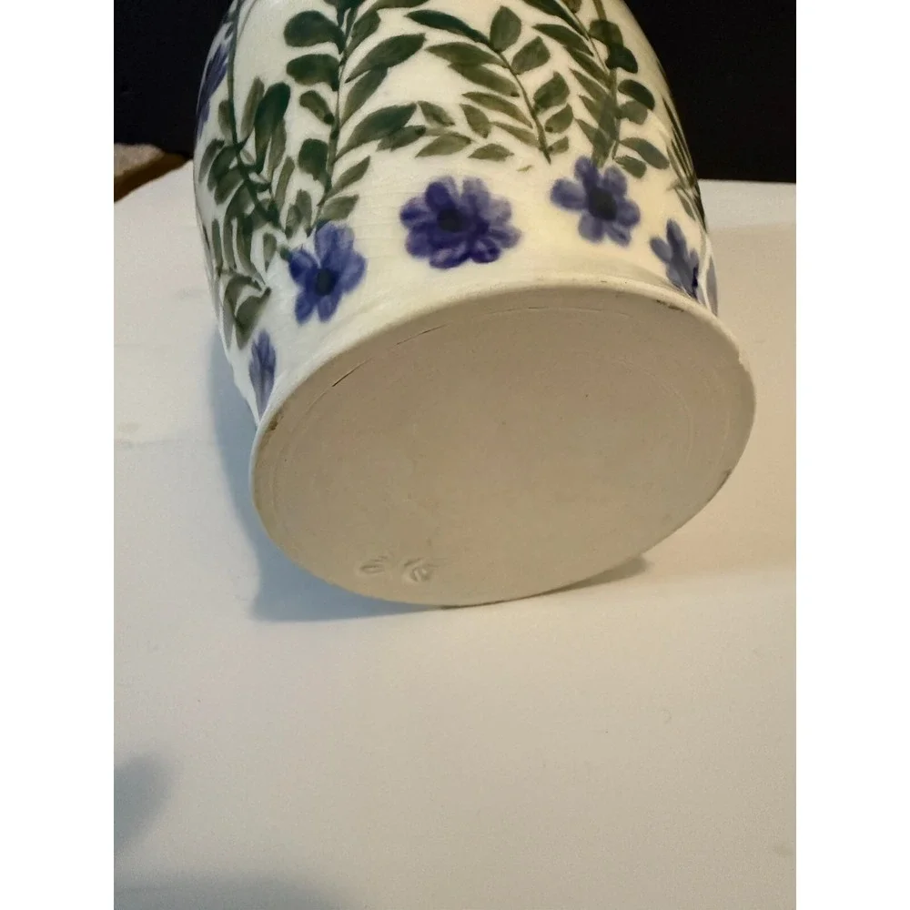 Vintage Purple Floral Hand Painted crackled style glaze‎ Stamp Mark 7.5